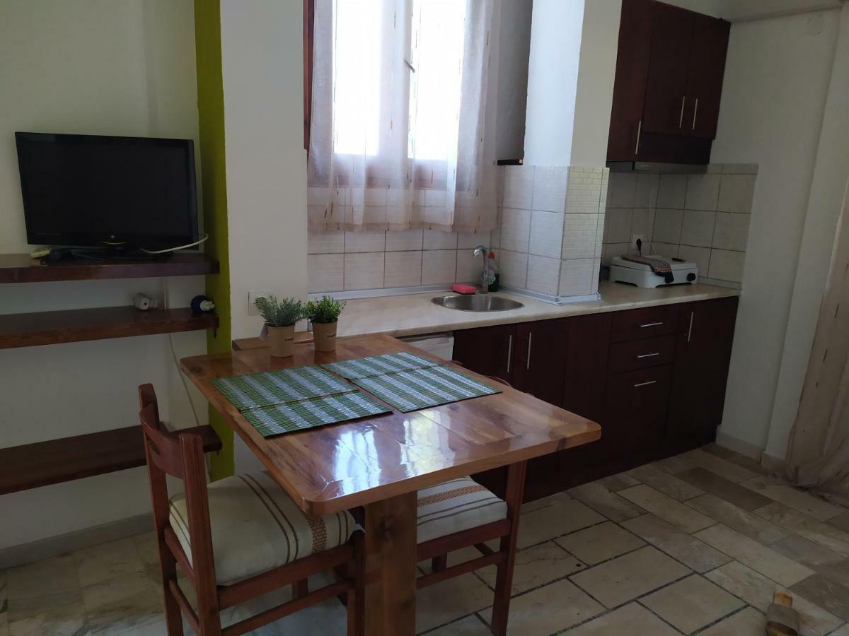 Apartment Victoria Agios Georgios  Exterior photo